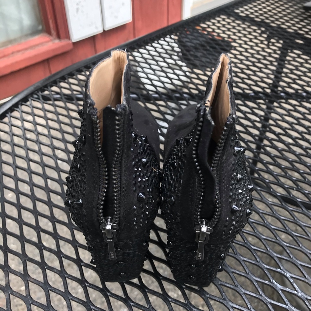 Booties - Picture 5 of 5